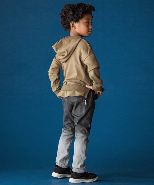 WASK（ワスク）の「グラデーションボンディングデニムパンツ（その他パンツ・キッズ・グレー・160cm/150cm/140cm/130cm）」の4枚目の写真