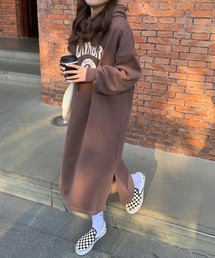 カレッジロゴスウェットワンピース