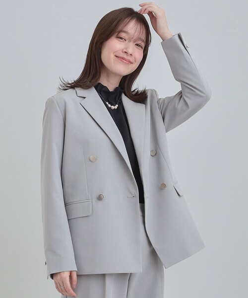 SHOO・LA・RUE（シューラルー）の「【セットアップ可/S-LL/洗濯機可】マニッシュに決まる ダブルブレストジャケット（テーラードジャケット・レディース・ライトグレー/ネイビー・01/04/03/02）」の4枚目の写真