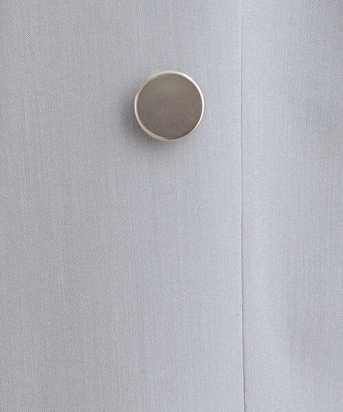 SHOO・LA・RUE（シューラルー）の「【セットアップ可/S-LL/洗濯機可】サッと軽やかに羽織りやすい Wブレストジャケット（テーラードジャケット・レディース・ライトグレー/ネイビー・01/04/03/02）」の19枚目の写真