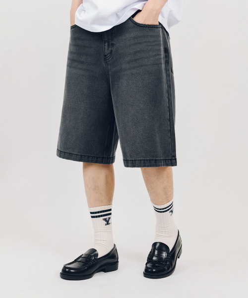 YALE(イェール)の「デニムバミューダパンツ_チャコール(その他パンツ・レディース・その他・SMALL/MEDIUM/LARGE/X-LARGE)」の1枚目の写真