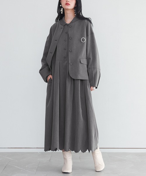 somari imagination（ソマリ イマジネーション）の「『ランタンスリーブジャケット裾スカラップワンピースセットアップ』（ドレス・レディース・チャコールグレー/ブラック・2/1）」の2枚目の写真