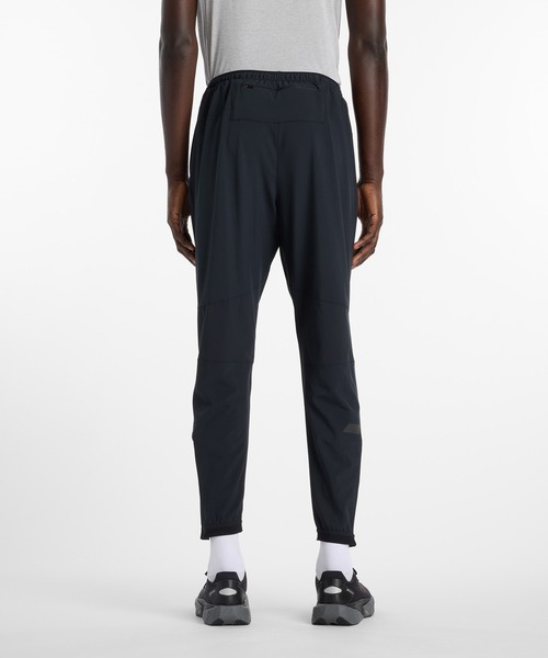 NEW BALANCE(ニューバランス)の「RCランエッセンシャルズジョガー(スウェットパンツ・メンズ・ブラック・SMALL/MEDIUM/LARGE/X-LARGE/XX-LARGE)」の3枚目の写真