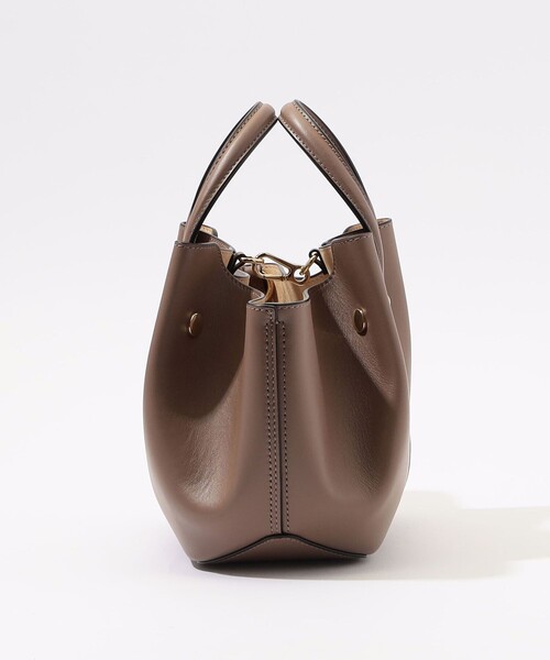 TOMORROWLAND （トゥモローランド）の「Atelier TOMORROWLAND SHELL MINI バッグ（ハンドバッグ・レディース・ブラック/ホワイト/モカ・FREE）」の5枚目の写真