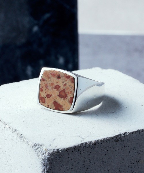MAISON CLUB(メゾンクラブ)の「【MAISON CLUB】Silver925 KAY Ring /Various Stone Series/カイリング シルバー925 KUN(リング・メンズ・ブラック/ベージュ/グリーン系その他2/ブルー系その他2/ブルー系その他3/グリーン系1/ブルー系4/レッド/ブラウン/ホワイト/サックスブルー/マルチ/イエロー/ブルー/グリーン・17/ 19/21)」の4枚目の写真