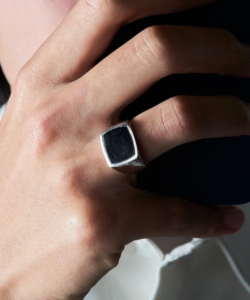 MAISON CLUB(メゾンクラブ)の「【MAISON CLUB】Silver925 KAY Ring /Various Stone Series/カイリング シルバー925 KUN(リング・メンズ・ブラック/ベージュ/グリーン系その他2/ブルー系その他2/ブルー系その他3/グリーン系1/ブルー系4/レッド/ブラウン/ホワイト/サックスブルー/マルチ/イエロー/ブルー/グリーン・17/ 19/21)」の22枚目の写真