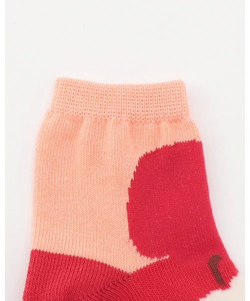 baby cheer(ベイビーチアー)の「りんごクルーソックス(ソックス/靴下・キッズ・サーモンピンク/ホワイト系・15-17cm/13-15cm/11-13cm/9-11cm)」の3枚目の写真