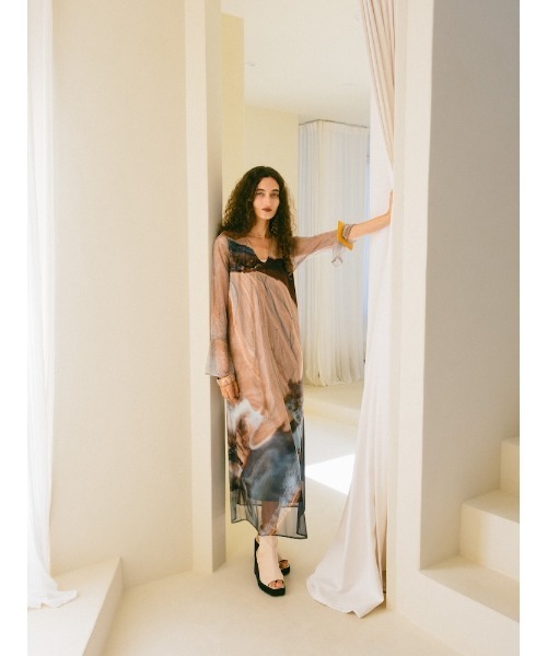 sahara(サハラ)の「Nature Print Layered Dress/ネイチャープリントレイヤードドレス(ドレス・レディース・ブルー/ブラック/ベージュ・FREE)」の22枚目の写真