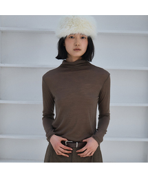 HOWUS（ホワス）の「WOOL BLEND MOCK NECK T-SHIRT (BEIGE)（Tシャツ/カットソー）」