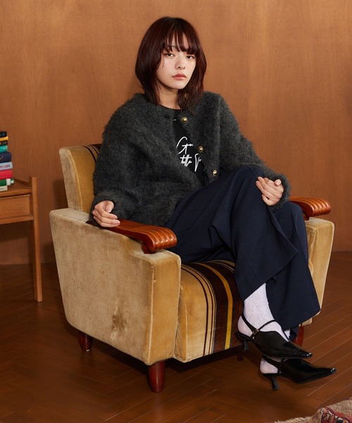 mysty woman（ミスティウーマン）の「モノトーンロゴTEE 645277（Tシャツ/カットソー・レディース・オフホワイト/ブラック・FREE）」の3枚目の写真