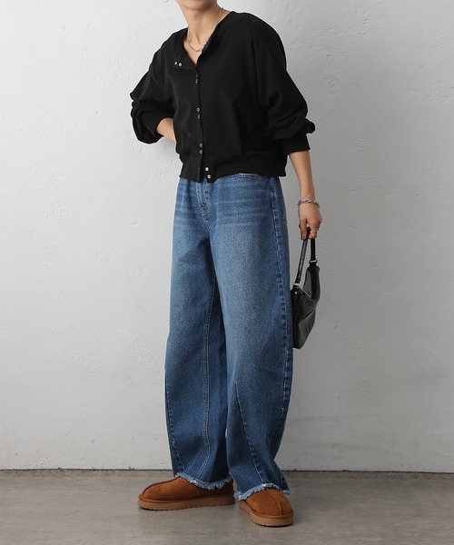 COLONY 2139（コロニートゥーワンスリーナイン）の「カーブデニムパンツ（デニムパンツ・レディース・ブルー/ネイビー/サックスブルー・SMALL/LARGE/MEDIUM）」の21枚目の写真