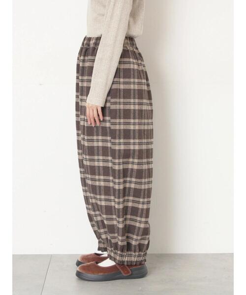 Samansa Mos2（サマンサ モスモス）の「【帯電防止裏地】ヘリンボーンバルーンパンツ《M/Lサイズ》（その他パンツ・レディース・チャコールグレー/ブラウン/キャメル/ベージュ・M/L）」の16枚目の写真