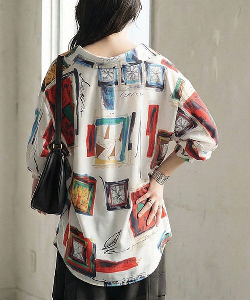 antiqua(アンティカ)の「アート柄 シャツ(シャツ/ブラウス・レディース・ホワイト系その他・ONESIZE)」の6枚目の写真
