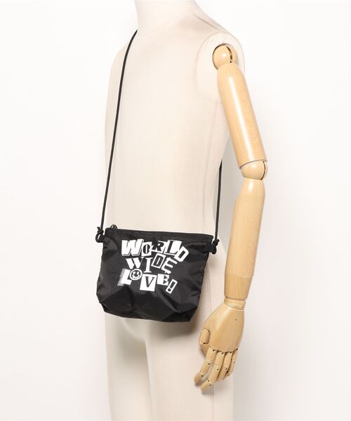 WORLD WIDE LOVE!（ワールドワイドラブ）の「ＷＷL!サコッシュ（ショルダーバッグ・レディース・オレンジ/カーキ/ブラック・FREE）」の12枚目の写真