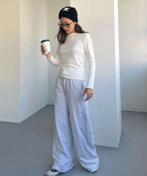 CHERI since1985(シェリ)の「ウォーム+6℃袖スリットストレッチロングtee(Tシャツ/カットソー・レディース・ホワイト/ブラック・FREE)」の15枚目の写真