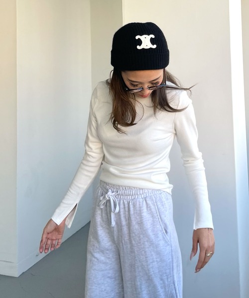 CHERI since1985(シェリ)の「ウォーム+6℃袖スリットストレッチロングtee(Tシャツ/カットソー・レディース・ホワイト/ブラック・FREE)」の14枚目の写真