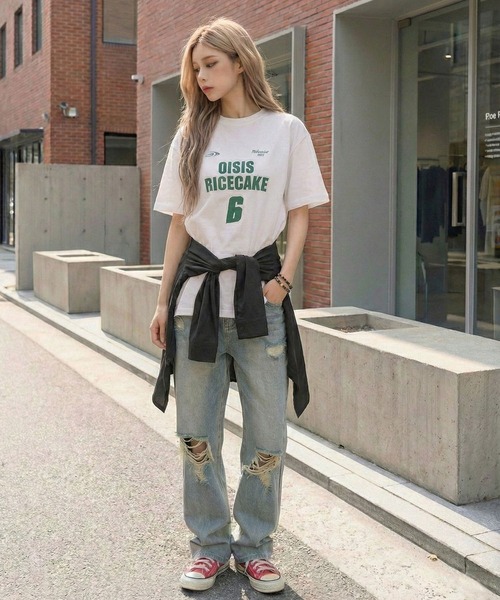 September SEOUL(セプテンバーソウル)の「スポーツ立体6イラストグラフィックTシャツ(Tシャツ/カットソー・レディース・ホワイト/ブラック・FREE)」の4枚目の写真
