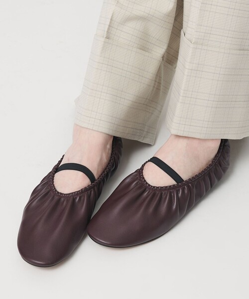 BEAUTY&YOUTH UNITED ARROWS(ビューティーアンドユースユナイテッドアローズ)の「ギャザー バレエシューズ(バレエシューズ・レディース・ブラック/ワインレッド/ライトブルー・36/36h/37/37h/38)」の3枚目の写真