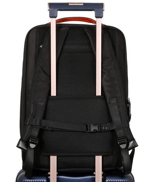 Samsonite(サムソナイト)の「サムソナイト EPID 4 バックパック M エキスパンダブル(ビジネスバッグ・メンズ・ネイビー/ブラック系その他・ONE SIZE)」の17枚目の写真