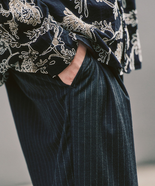 417 EDIFICE（フォーワンセブンエディフィス）の「P.A EMBROIDERY シャツ（シャツ/ブラウス・メンズ・ホワイト/ブラック・MEDIUM/LARGE）」の21枚目の写真