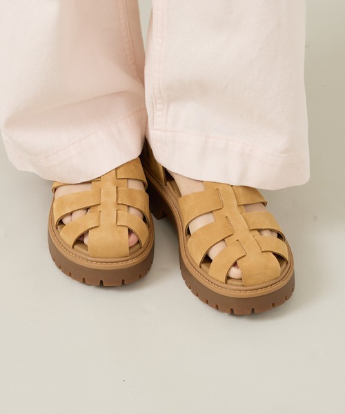 Timberland(ティンバーランド)の「【Timberland / ティンバーランド】STONE STREET FISHERMAN SANDAL/ ストーンストリートフィッシャーマンサンダル(サンダル・レディース・ブラック/キャメル・24.5/23.5/22.5)」の1枚目の写真