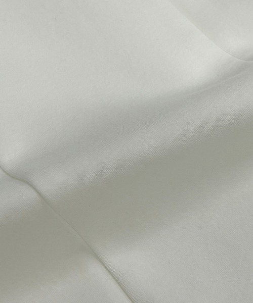 ELFRANK(エルフランク)の「ダンボール ランタンスリーブ ワンピース ロング きれいめ(ワンピース・レディース・ブラック/オフホワイト/グレー・M/L)」の18枚目の写真