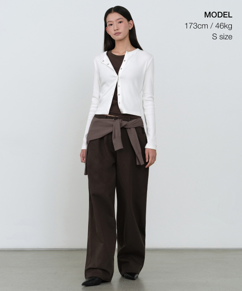 MUSINSA STANDARD WOMAN（ムシンサスタンダードウーマン）の「ウィメンズリブスリムラウンドネックジャージーカーディガン[アイボリー]（カーディガン/ボレロ・レディース・その他・SMALL/MEDIUM/LARGE/X-LARGE/X-SMALL）」の2枚目の写真