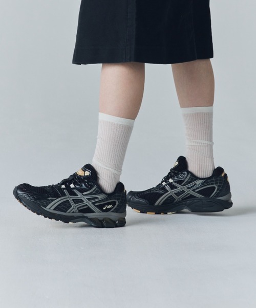 ASICS(アシックス)の「GEL-NIMBUS 10.1 1203A543.005(スニーカー・メンズ・ブラック・6/5h/5/4h/4/11h/11/10/9h/9/8h/8/7h/6h/13)」の2枚目の写真