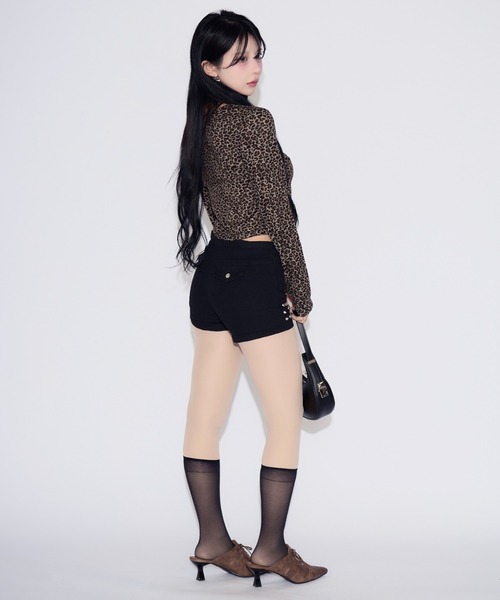 tinkerend(ティンカーエンド)の「Studded Low-rise Short Denim / スタッズローライズショートデニム(デニムパンツ・レディース・ブラック・1/2)」の20枚目の写真
