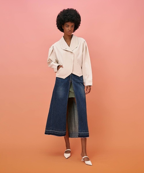 CHARLES & KEITH（チャールズ & キース）の「Vada ワーダ アシメトリック スカルプチュアルヒールパンプス（パンプス・レディース・ホワイト/ブラック/アイボリー・23.5cm/23cm/22.5cm/25cm/24.5cm）」の20枚目の写真