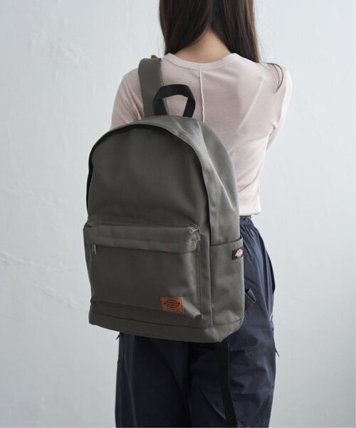 ikka（イッカ）の「Dickies ディッキーズ 撥水バックパック（バックパック/リュック・メンズ・ブラック/チャコール・FREE）」の13枚目の写真