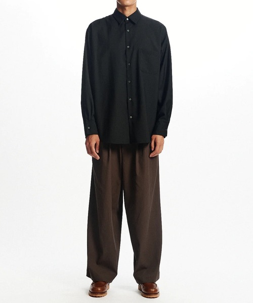 markaware（マーカウェア）の「【MARKAWARE】COMFORT FIT SHIRT(オーガニックウール2/80トロピカル / コンフォートフィットシャツ)（シャツ/ブラウス・メンズ・ベージュ/ブラック・1/2/3）」の5枚目の写真