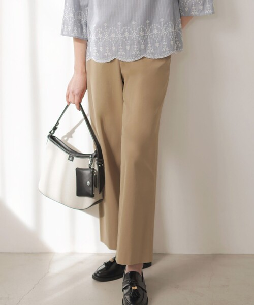 J.PRESS Ladies(J.プレス レディス)の「麻シェルドライ ワイド ストレート パンツ(その他パンツ・レディース・ネイビー系/ダークブラウン系/黄土色系/アイボリー系・S/XS/XXS)」の2枚目の写真