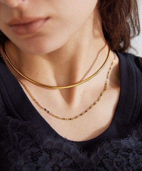 green label relaxing（グリーンレーベルリラクシング）の「スリム チョーカー（チョーカー・レディース・シルバー/ゴールド・FREE）」の2枚目の写真