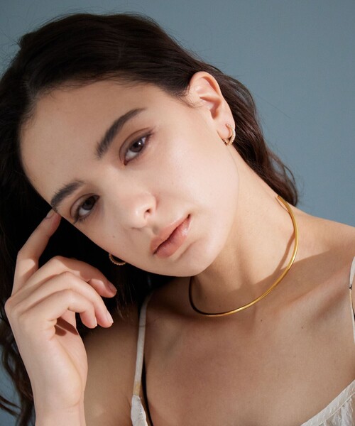 green label relaxing（グリーンレーベルリラクシング）の「スリム チョーカー（チョーカー・レディース・シルバー/ゴールド・FREE）」の4枚目の写真