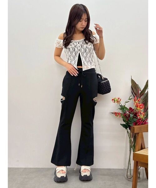 EVRIS(エヴリス)の「厚底スニーカープラットフォームサンダル(サンダル・レディース・ホワイト/ブラック・LARGE/MEDIUM/SMALL)」の15枚目の写真