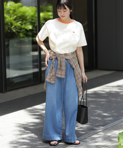 JOURNAL STANDARD relume(ジャーナルスタンダード レリューム)の「別注【LACOSTE/ラコステ】リンガーTシャツ(Tシャツ/カットソー・レディース・アイボリー/ブラウン/ネイビー・36)」の4枚目の写真