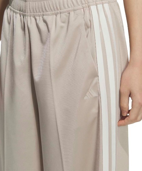 adidas（アディダス）の「アディダス adidas トリコット ルーズフィット ストレートレッグ オープンヘムパンツ（その他パンツ・レディース・ブラック/ベージュ/ネイビー・S/M/L/XL）」の6枚目の写真