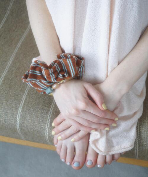 SMELLY（スメリー）の「パイルストライプシュシュ（シュシュ・レディース・ブラウン系その他/ピンク系その他・-）」の10枚目の写真