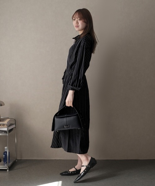 LAFFMO(ラフモ)の「ピンストライプロングシャツワンピース(ワンピース・レディース・ブラック/グレー・F)」の8枚目の写真