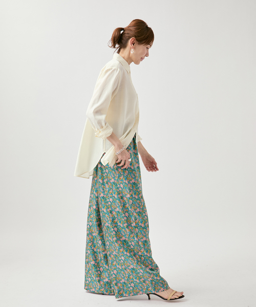 VERMEIL par iena（ヴェルメイユパーイエナ）の「Airy Over シャツ（シャツ/ブラウス・レディース・ホワイト/チャコールグレー・FREE）」の9枚目の写真