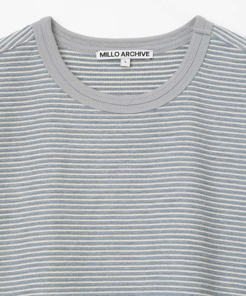 Millo Archive（ミロ アーカイブ）の「リピートストライプTシャツ[ライトグレー]（Tシャツ/カットソー・メンズ・その他・LARGE/X-LARGE/MEDIUM）」の2枚目の写真
