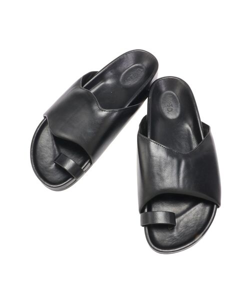 UN3D.（アンスリード）の「ASYMMETRY WAVE SANDAL / アシンメトリーウェーブサンダル（サンダル・レディース・シルバー/ブラック・36/38/37）」の2枚目の写真