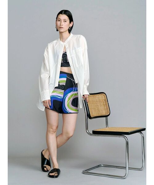 UN3D.（アンスリード）の「ASYMMETRY WAVE SANDAL / アシンメトリーウェーブサンダル（サンダル・レディース・シルバー/ブラック・36/38/37）」の20枚目の写真