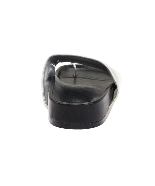 UN3D.（アンスリード）の「ASYMMETRY WAVE SANDAL / アシンメトリーウェーブサンダル（サンダル・レディース・シルバー/ブラック・36/38/37）」の9枚目の写真