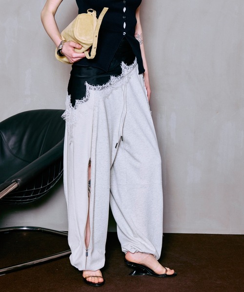 MAISON SPECIAL(メゾンスペシャル)の「【PRE-ORDER】Front Zip Sweat Pants/フロントZIPスウェットパンツ(スウェットパンツ・レディース・ピンク/ライトグレー/チャコールグレー・36/38)」の13枚目の写真