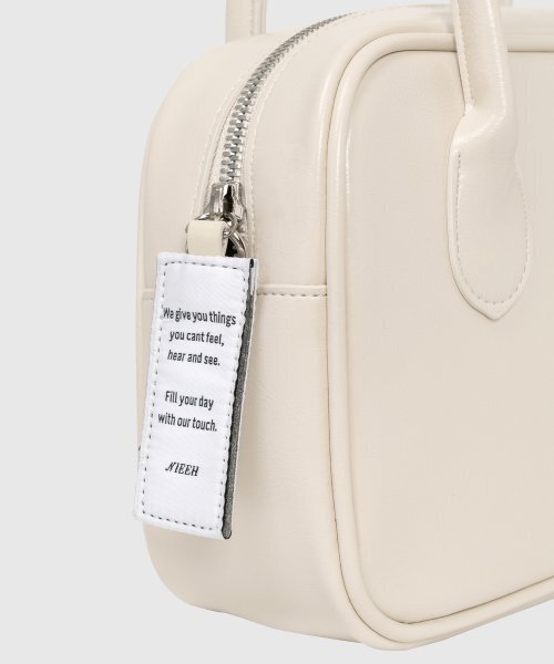 NIEEH（ニヒ）の「SQUARE BAG MINI_CREAM（トートバッグ・レディース・その他・FREE）」の3枚目の写真