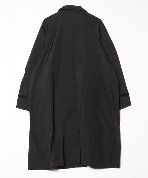 COMMON WARE(コモンウェアー)の「EM:NoiR コート 撥水 耐光 ポケッタブル pocketable coat(ステンカラーコート・レディース・ブラック・MEDIUM)」の3枚目の写真