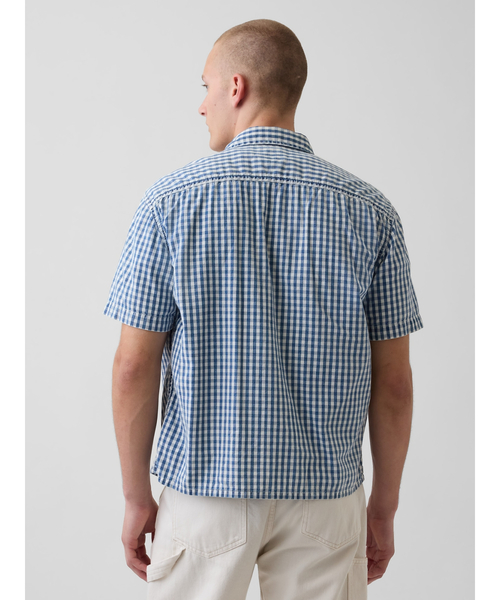 GAP(ギャップ)の「ギンガムチェック デニム リラックスフィット ストレートヘムシャツ(シャツ/ブラウス・メンズ・ブルー・XL/L/M/S/XS)」の3枚目の写真