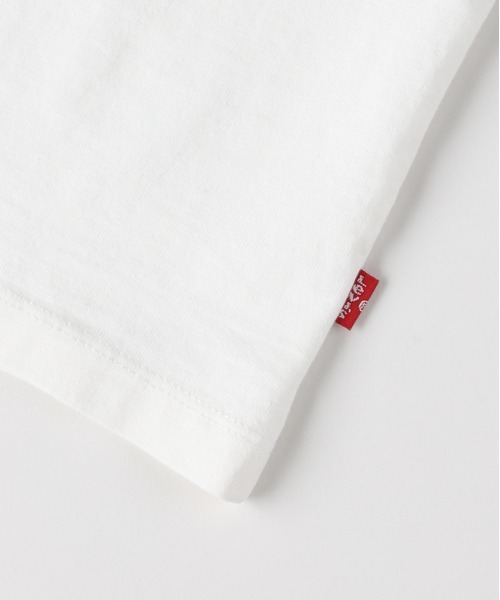 Levi's(リーバイス)の「Levi's(リーバイス)グラフィックTシャツ(Tシャツ/カットソー・メンズ・ホワイト・L/S/M)」の6枚目の写真